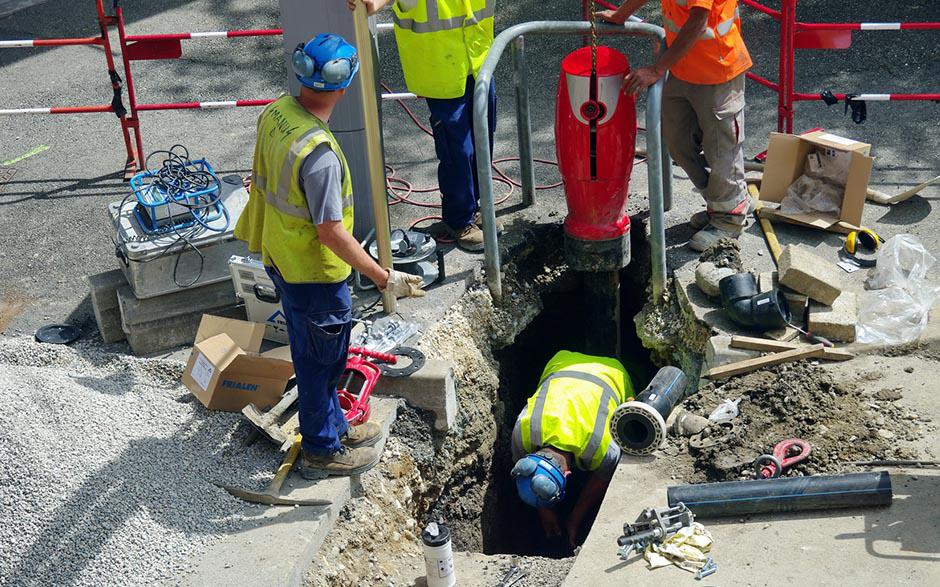 comment déboucher un évier Clichy